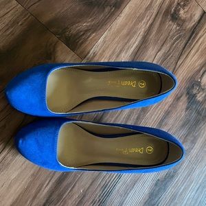 Blue shoes size 7